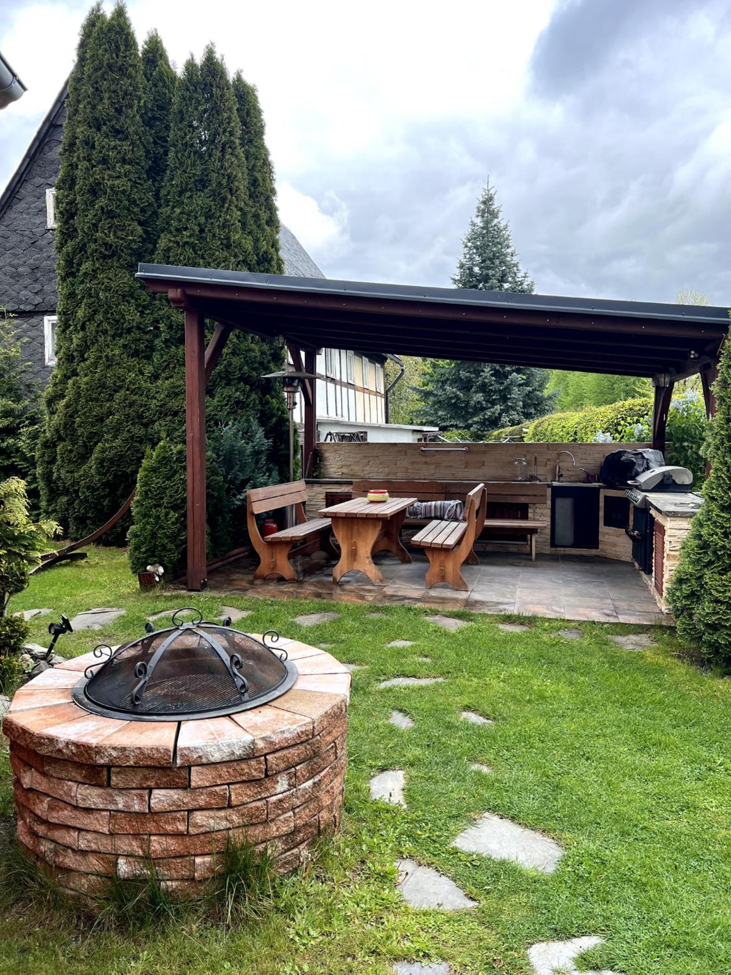 Haus Mit Pool Grossschonau Bagian luar foto